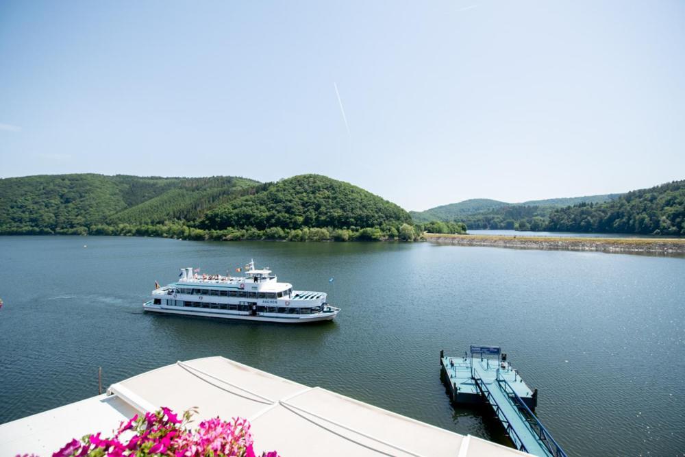 Garni Hotel Henn Simmerath Zewnętrze zdjęcie